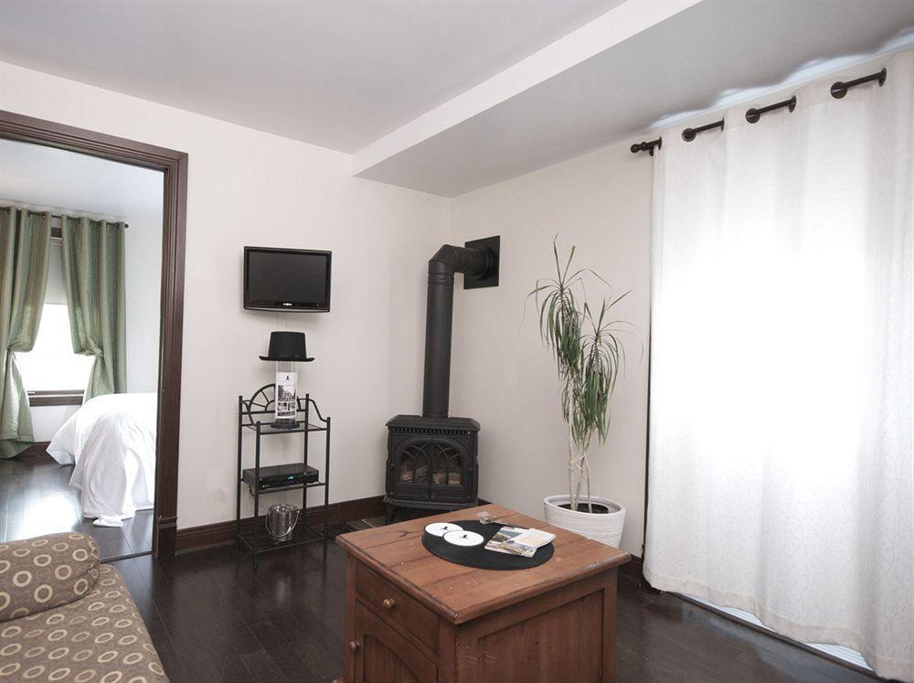 Auberge Nuits De St-Georges Бромон Екстериор снимка