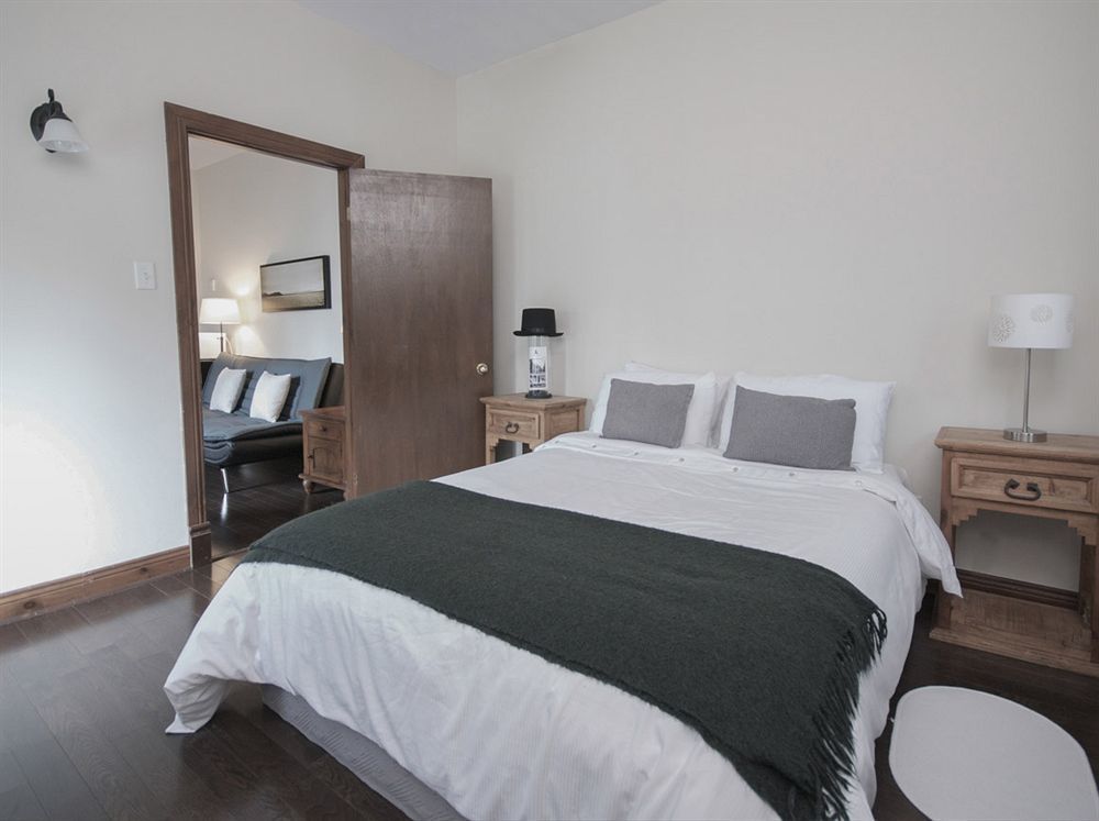 Auberge Nuits De St-Georges Бромон Екстериор снимка