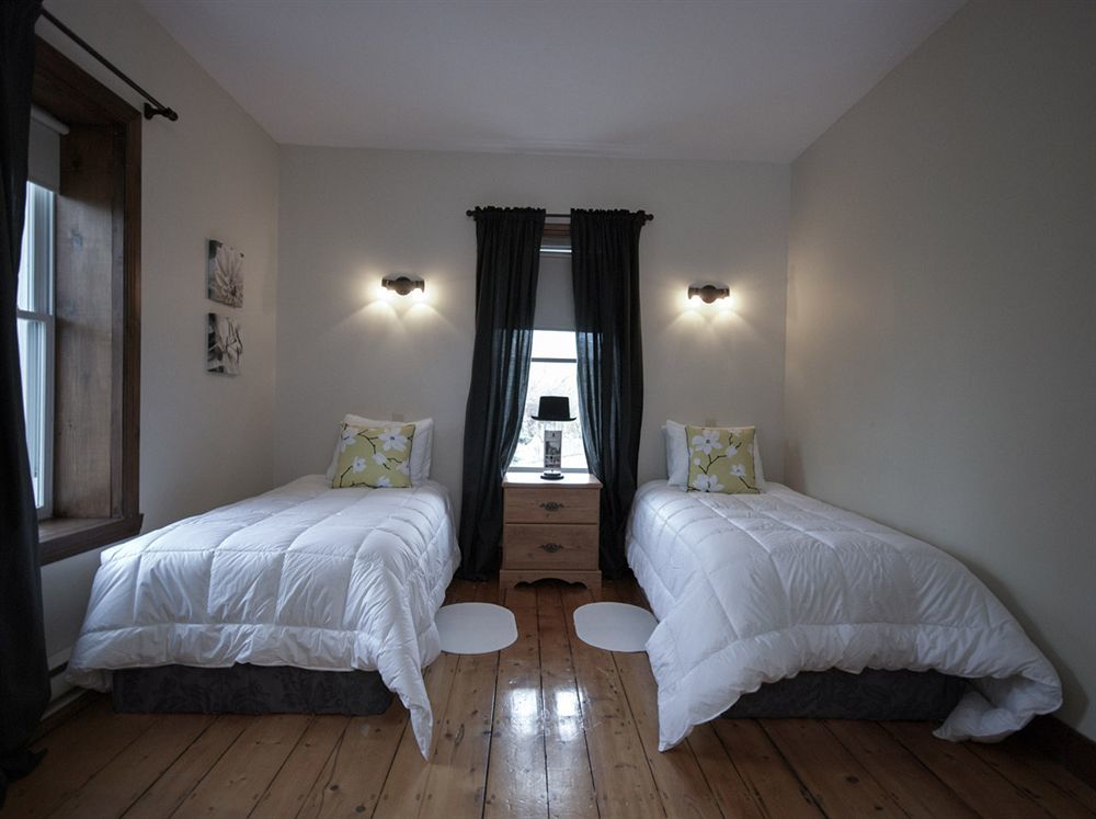 Auberge Nuits De St-Georges Бромон Екстериор снимка